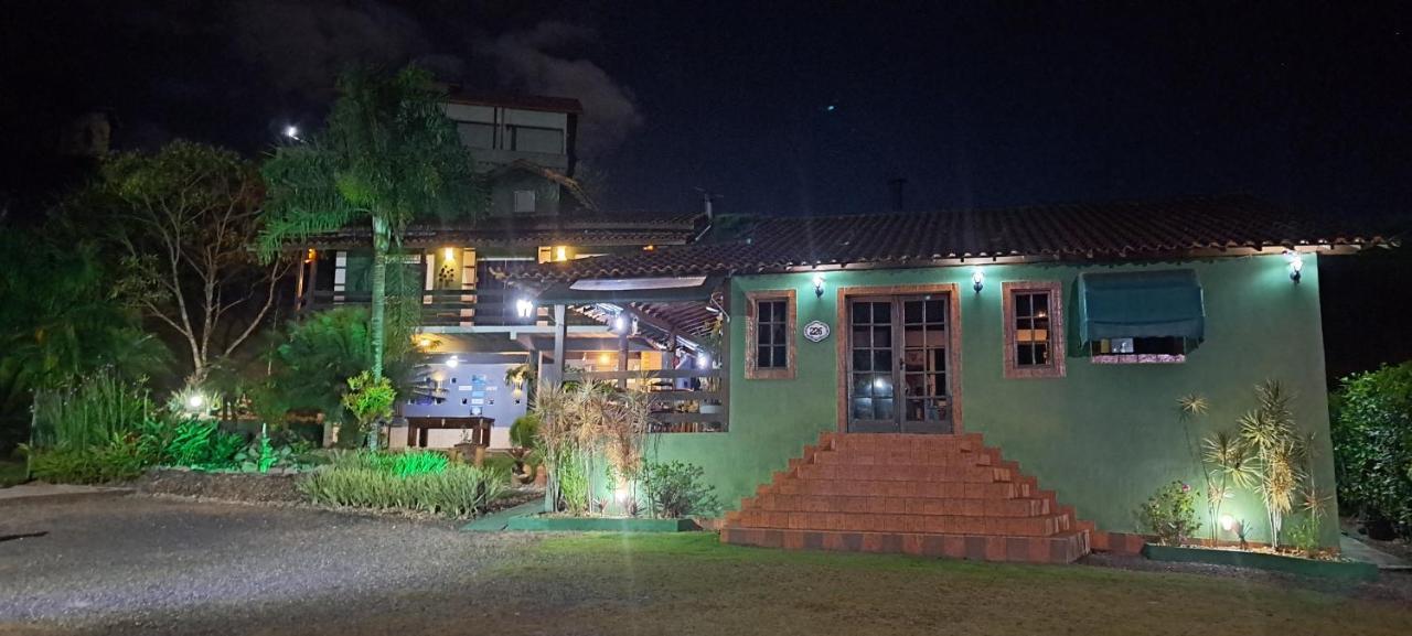 佩尼多 马托格切洛宾馆酒店 外观 照片